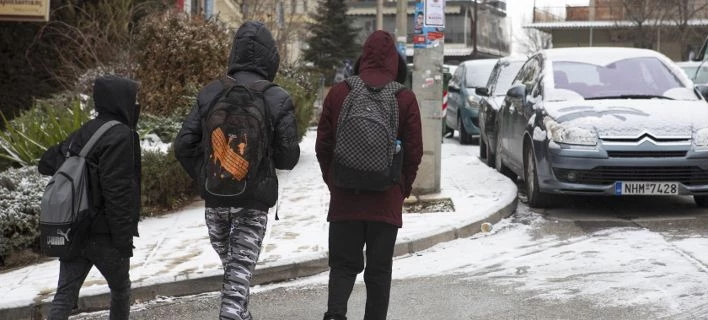 Πατέρας μαθητή που έσπασε το πόδι του στο σχολείο -«Θα κινηθώ νομικά, υπάρχουν ευθύνες»